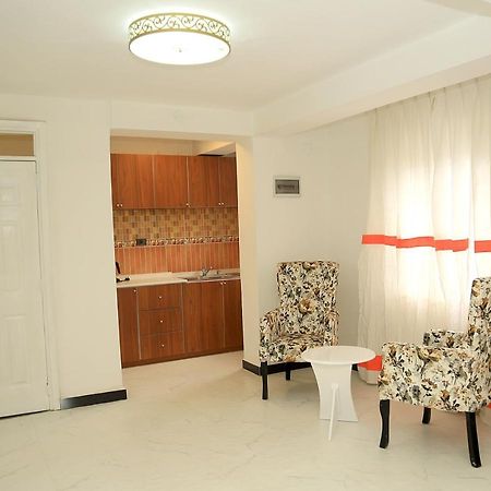 Abat Guest House Addis Ababa Exterior photo