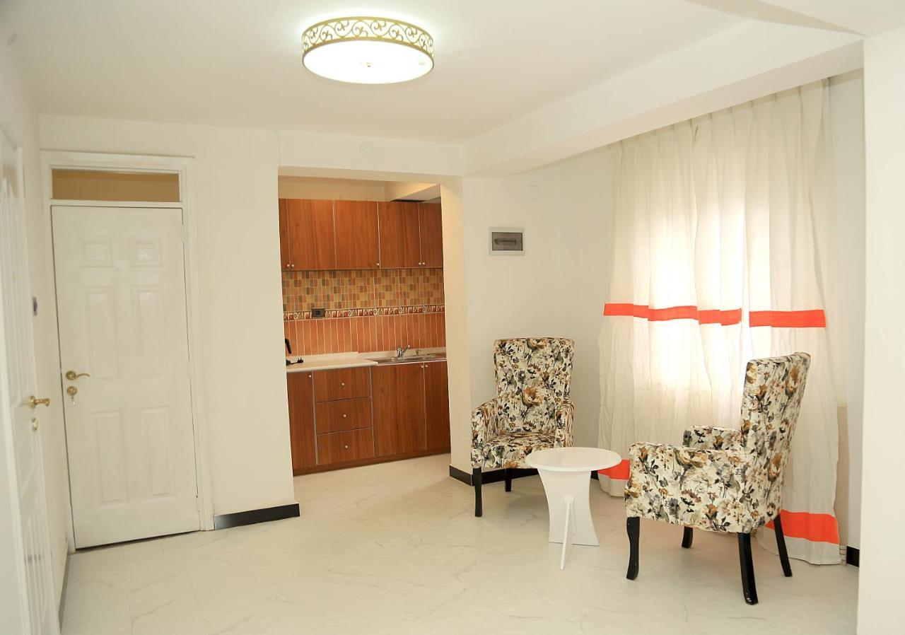 Abat Guest House Addis Ababa Exterior photo
